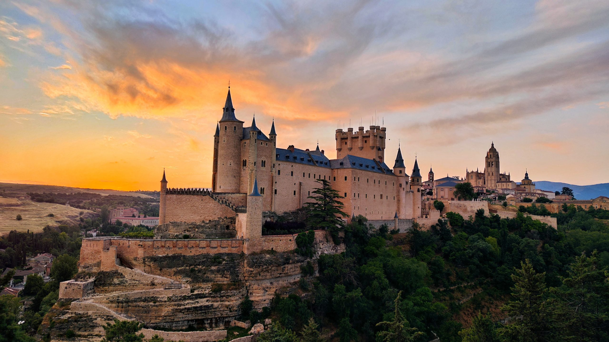 alcazar de Segovia one-day trip Madrid