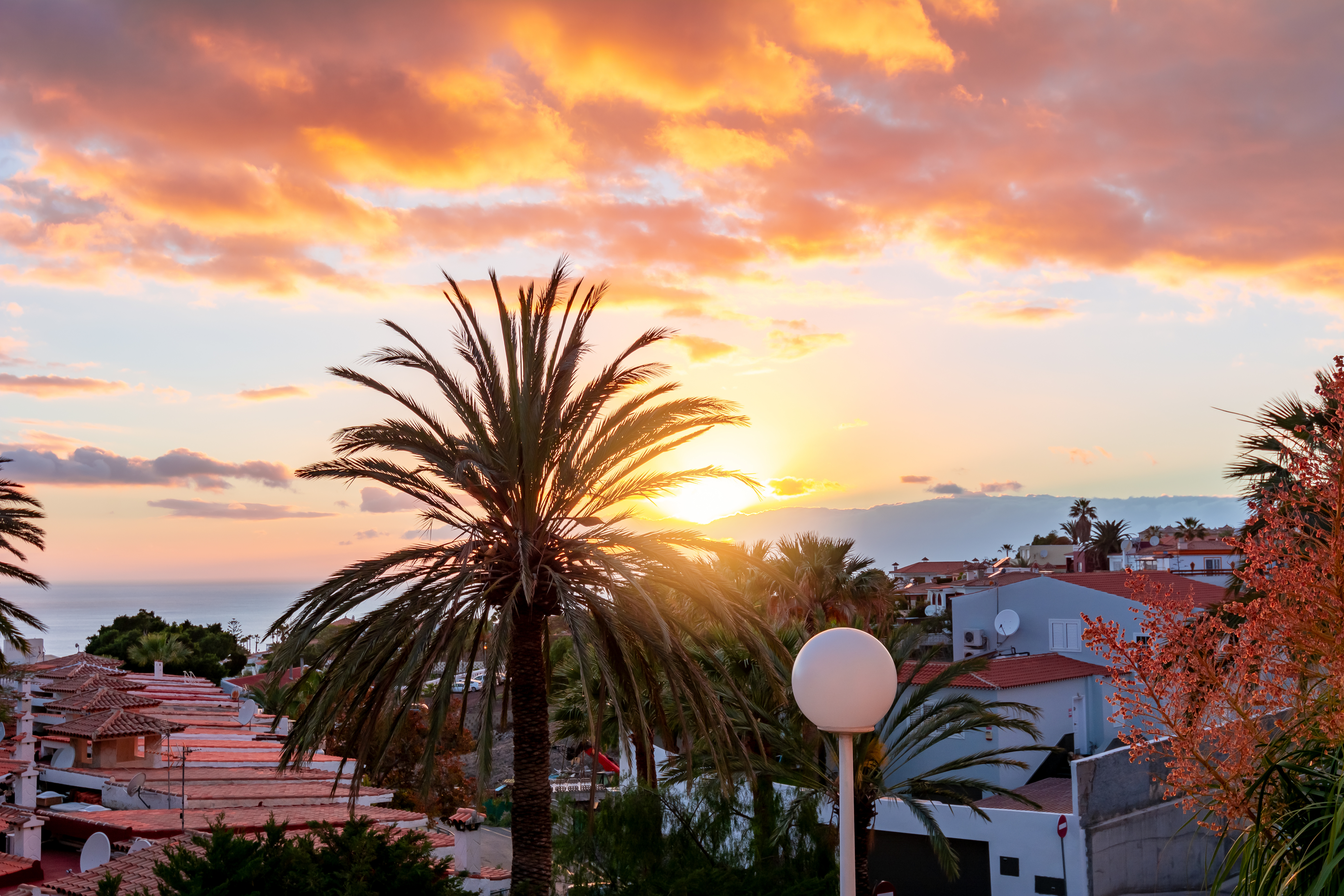 where to stay in tenerife sunset costa adeje