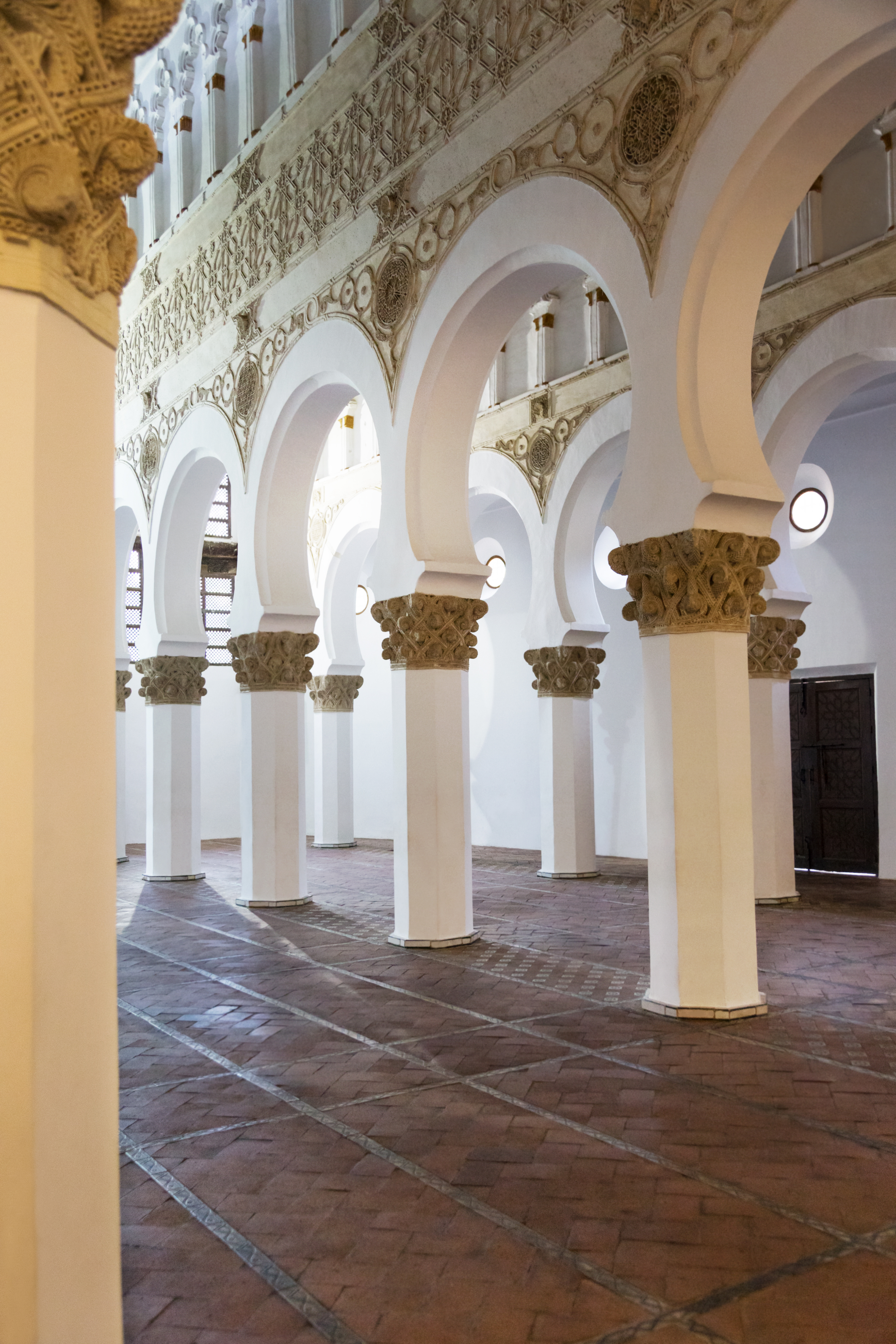 one day in Toledo synagogue