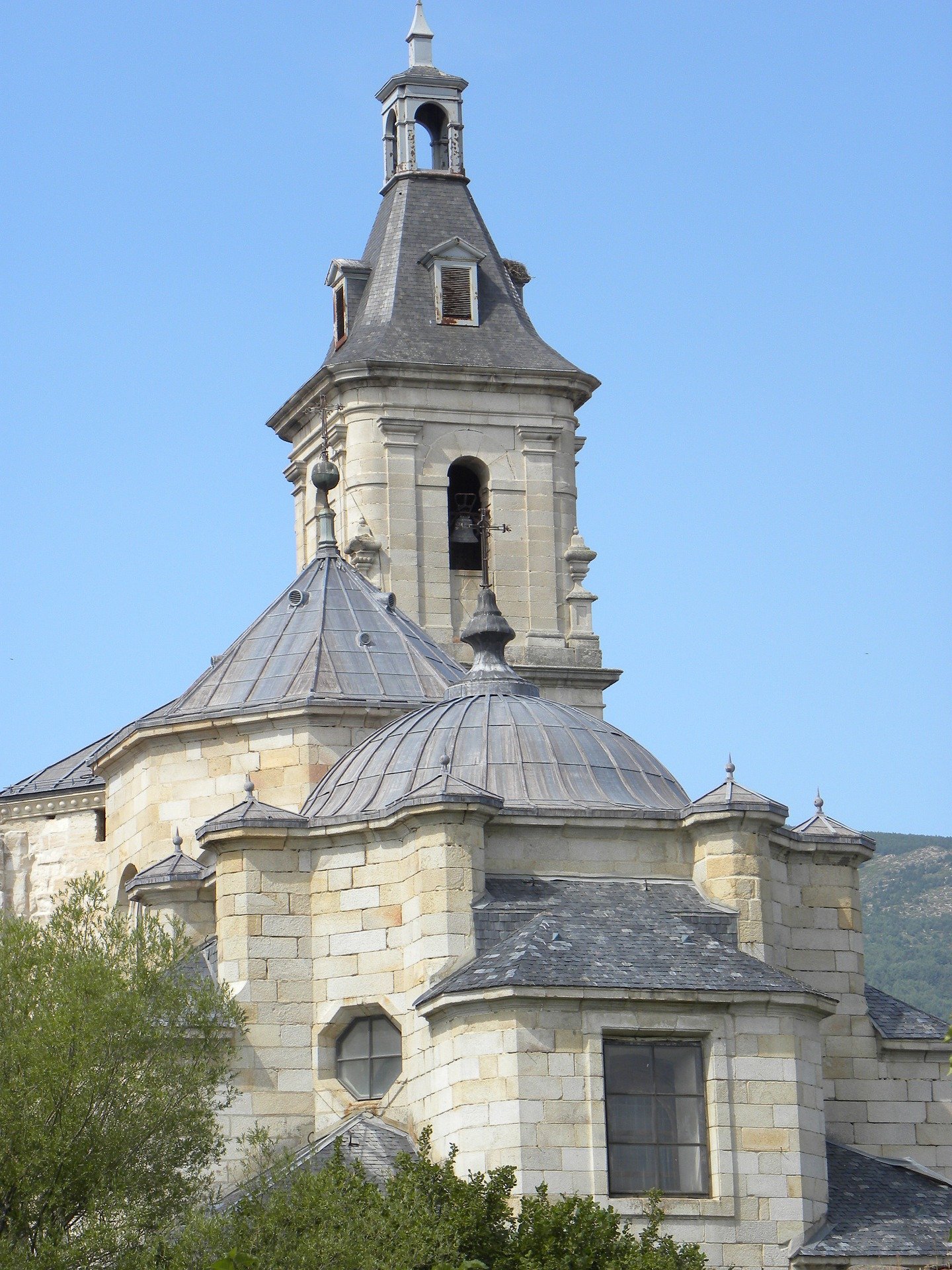 Monasterio el paular hiking near madrid