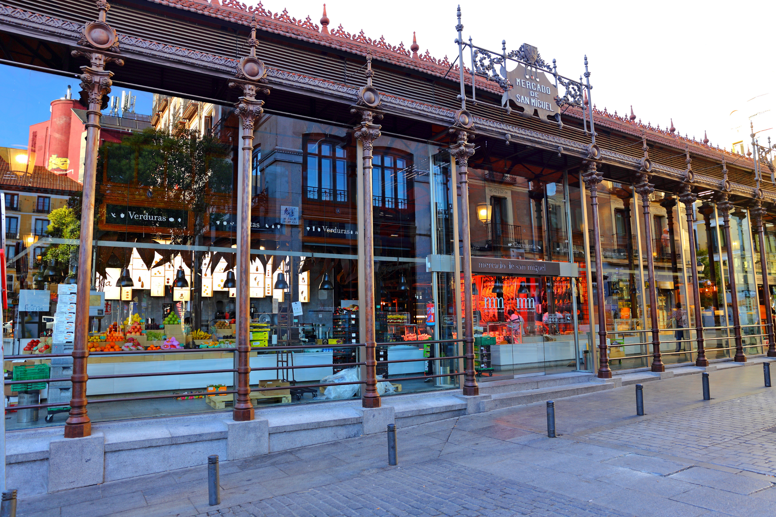 souvenirs from madrid mercado de san miguel