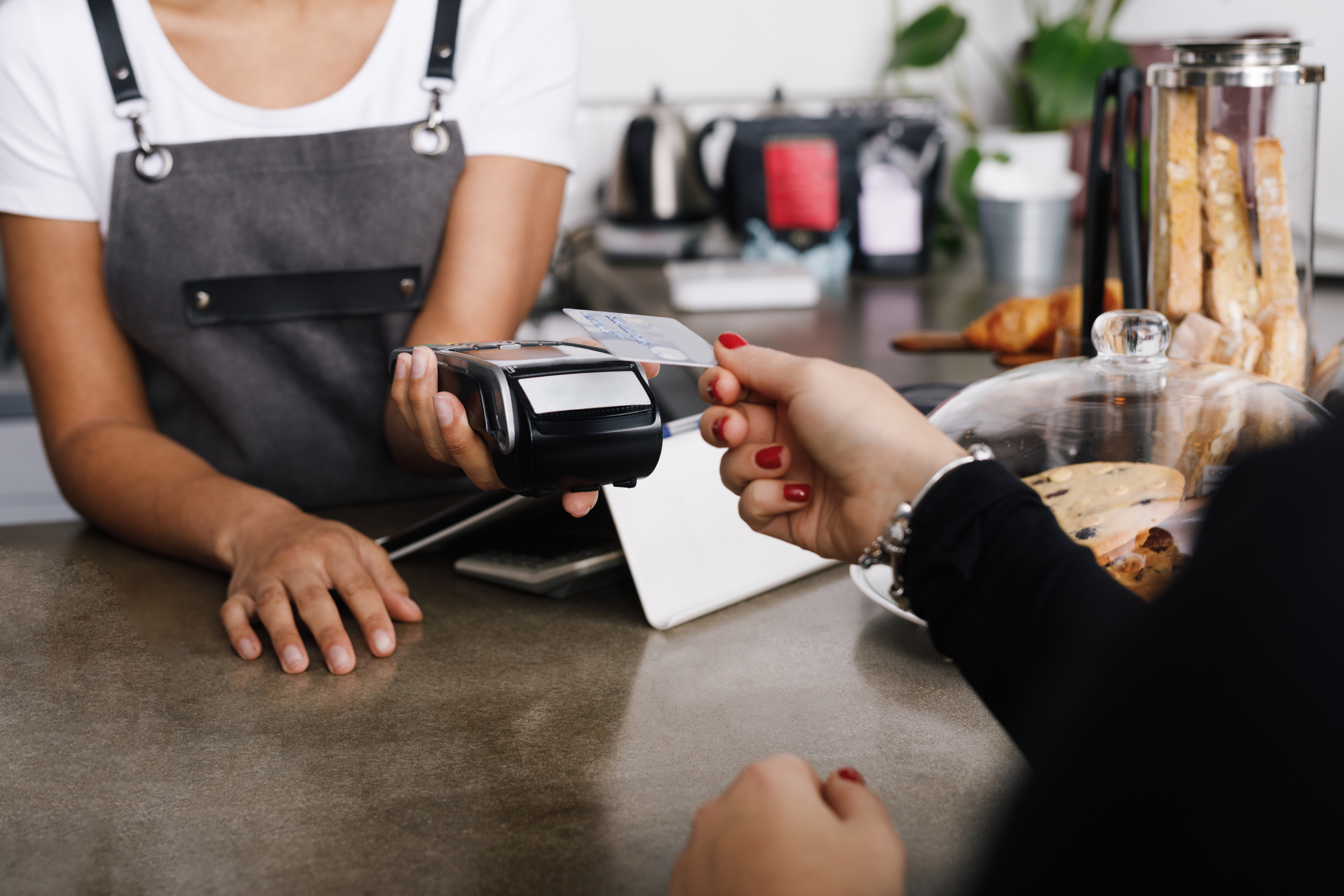 tipping in Spain with credit card