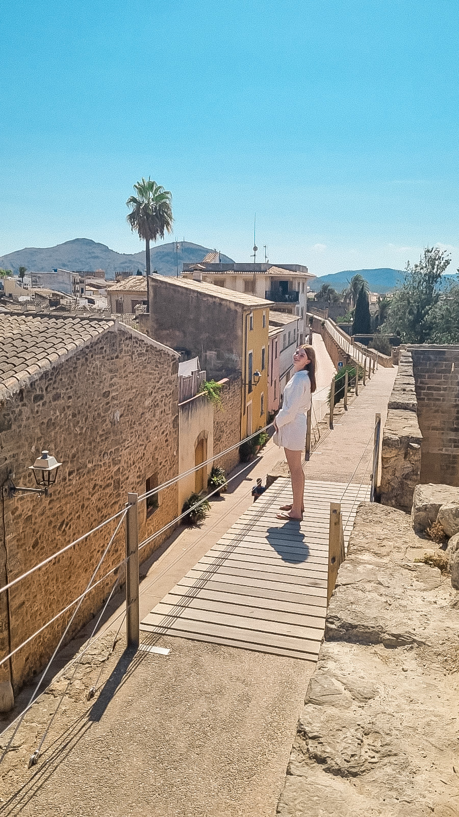 Mallorca itinerary 7 days things to do in Alcudia medieval city walls walk