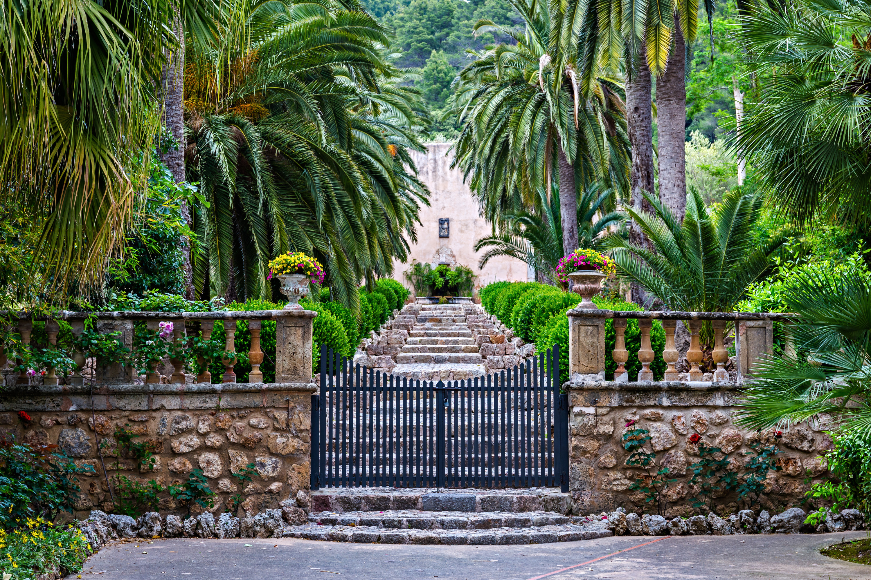 hidden gems in mallorca alfabia gardens