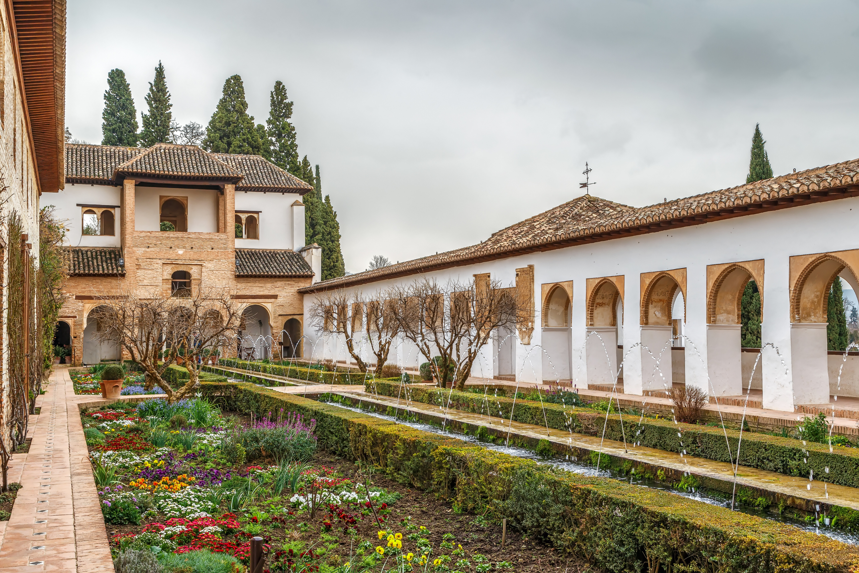 Patio de la Acequia Alhambra gardens