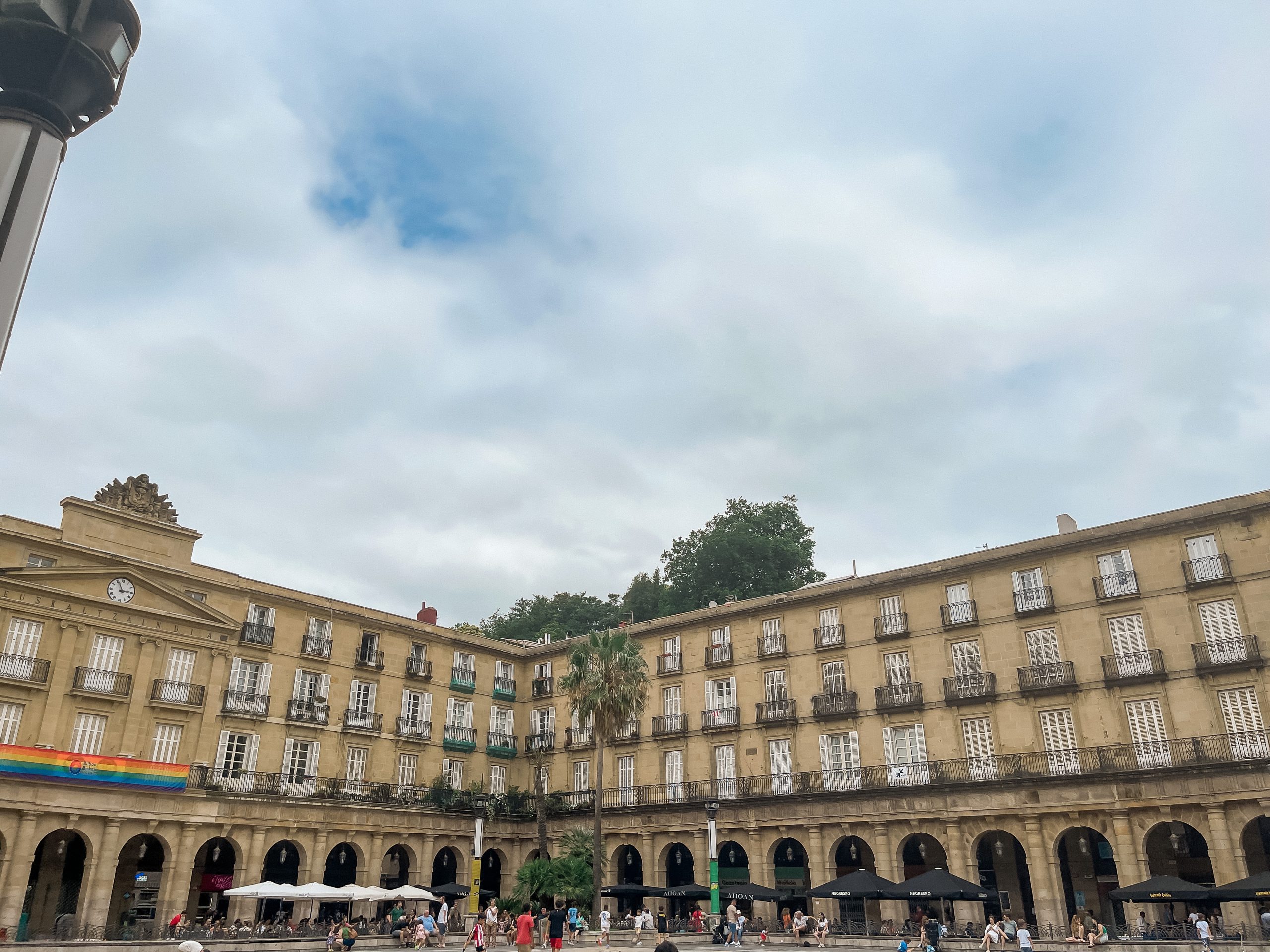 one day in bilbao plaza nueva