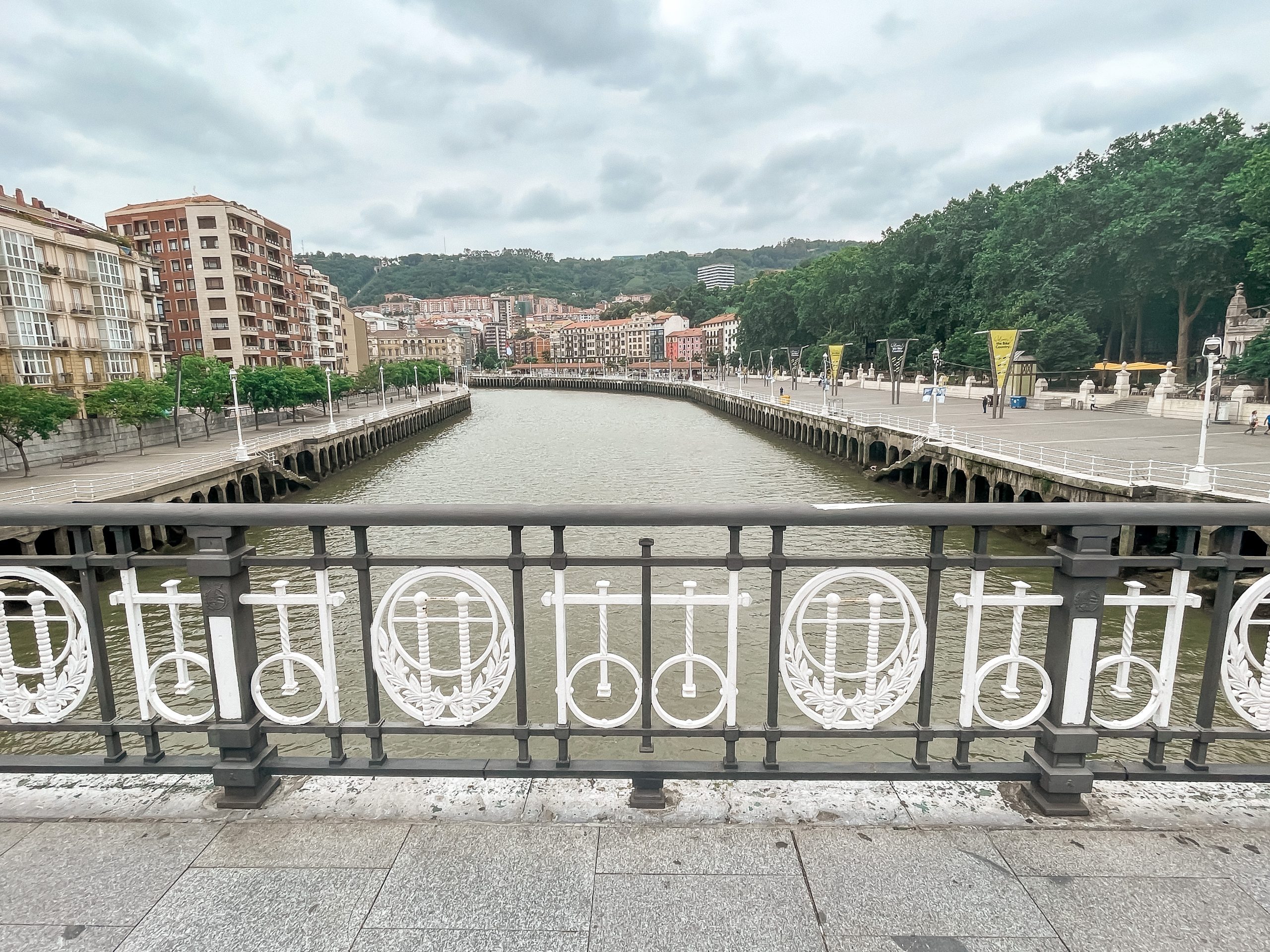 one day in Bilbao view from river