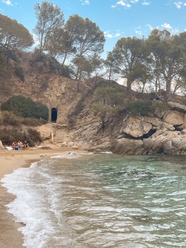 towns in Costa brava to visit cala pi