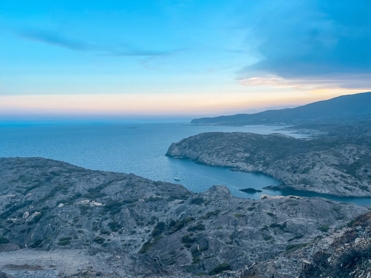 Cadaques beaches Cala Jugadora things to do in caduques cap de creus