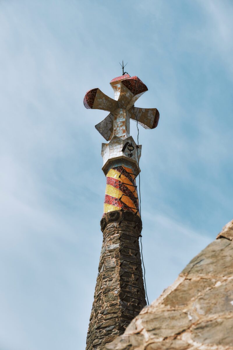 Barcelona gaudi building map cross of casa Bellesguard